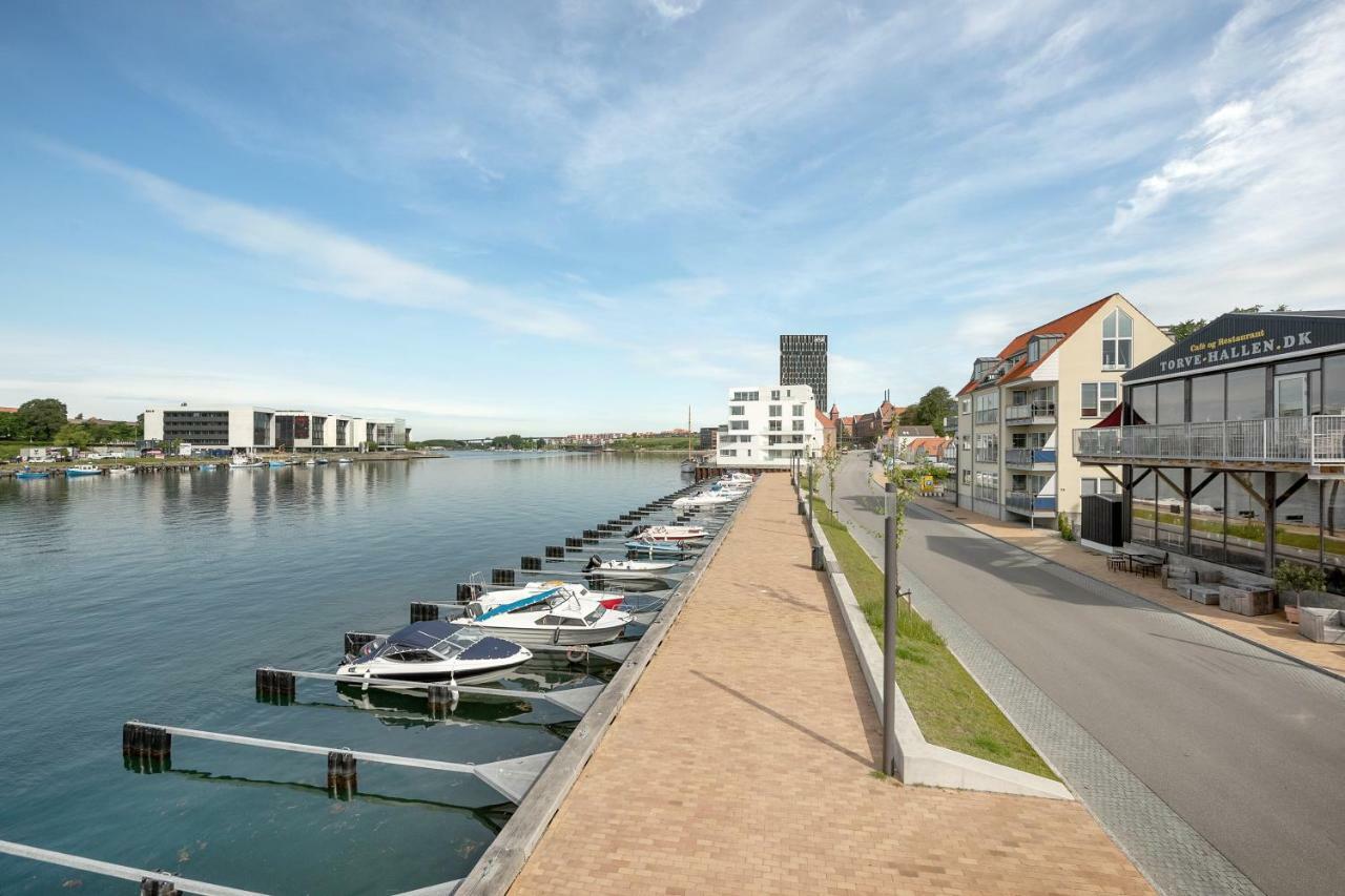 Luxury City Center Harbour Apartment 2 Bedroom Sonderborg Ngoại thất bức ảnh
