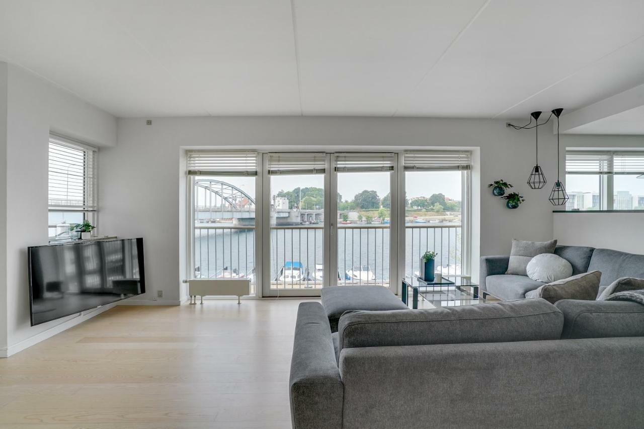 Luxury City Center Harbour Apartment 2 Bedroom Sonderborg Ngoại thất bức ảnh
